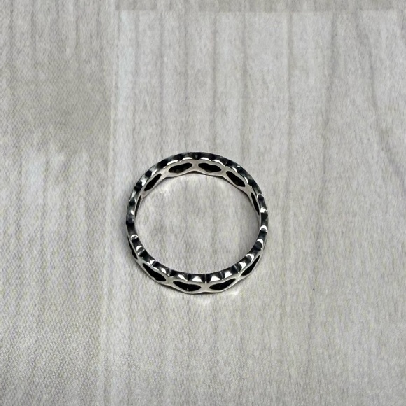 James Avery 9.25 S. Silver Hearts Ring - Picture 1 of 3